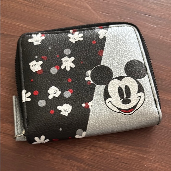 Disney Mickey Mouse Crossbody Bag and Wallet Set - Picture 5 of 8
